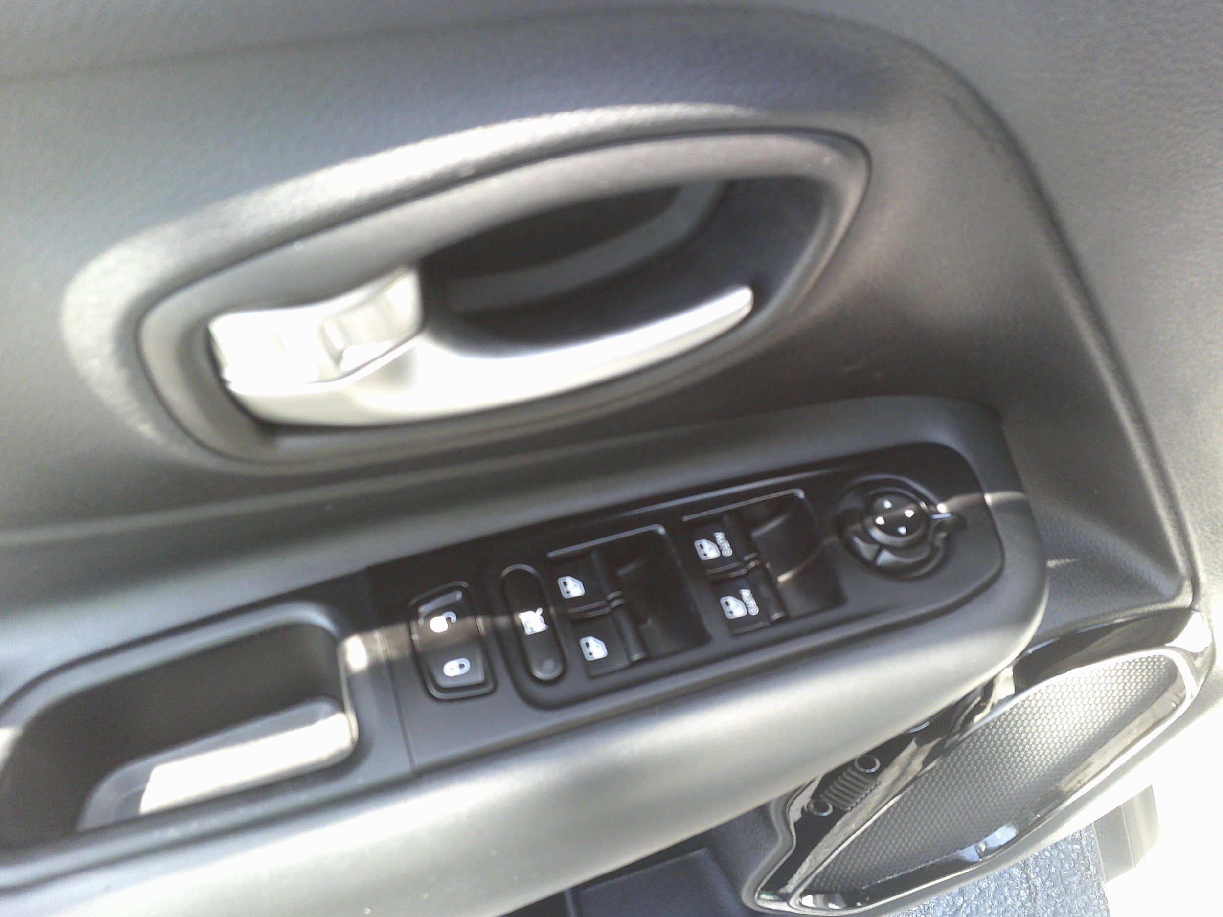 Used 2022 Jeep Renegade Altitude w/ Convenience Group AWD/4WD image 15