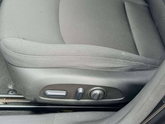Used 2022 Chevrolet Malibu LT FWD image 16