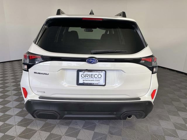 Used 2025 Subaru Forester Limited image 7