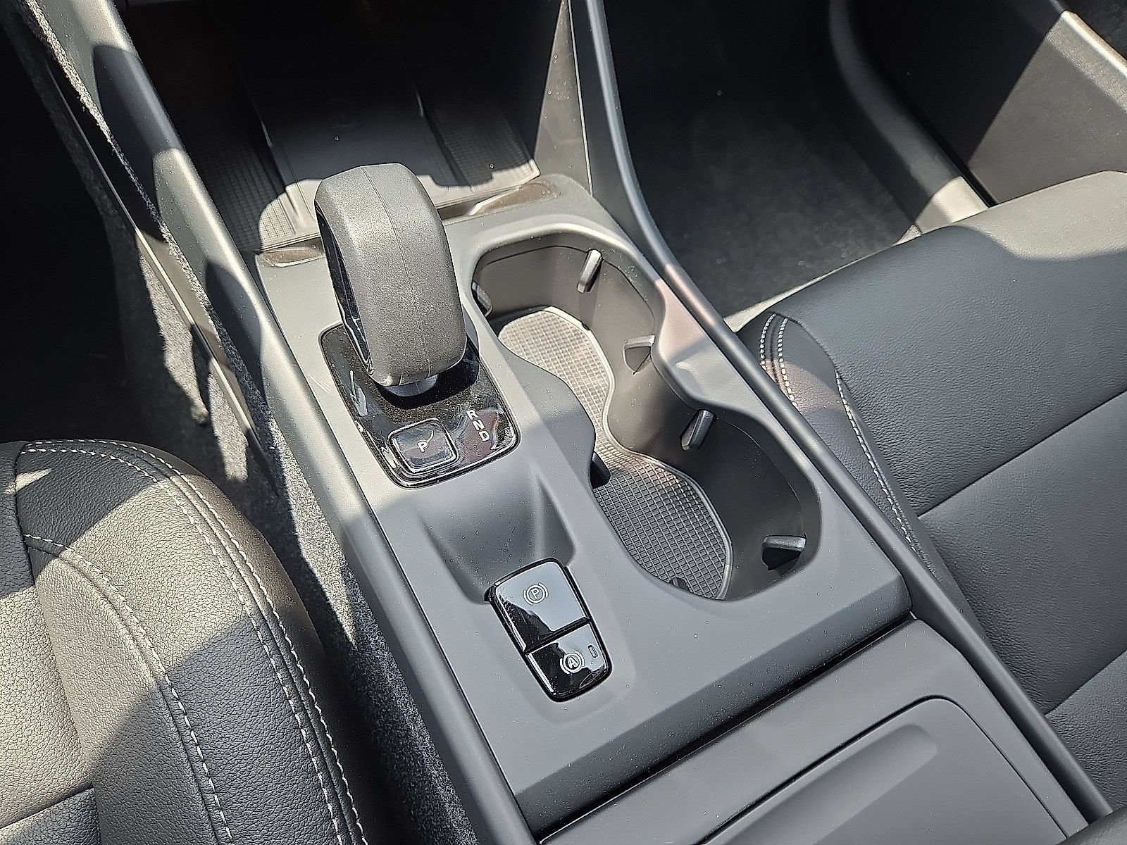 New 2026 Volvo XC40 B4 Core FWD image 31