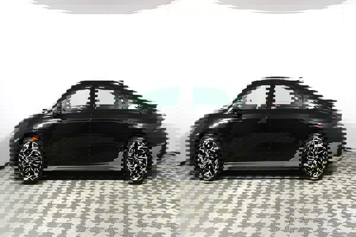 Used 2024 Hyundai Ioniq 6 Limited image 39