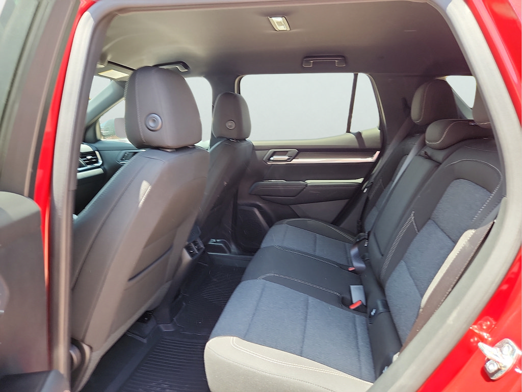 New 2027 GMC Terrain Elevation w/ LPO, Floor Liner Package FWD image 15