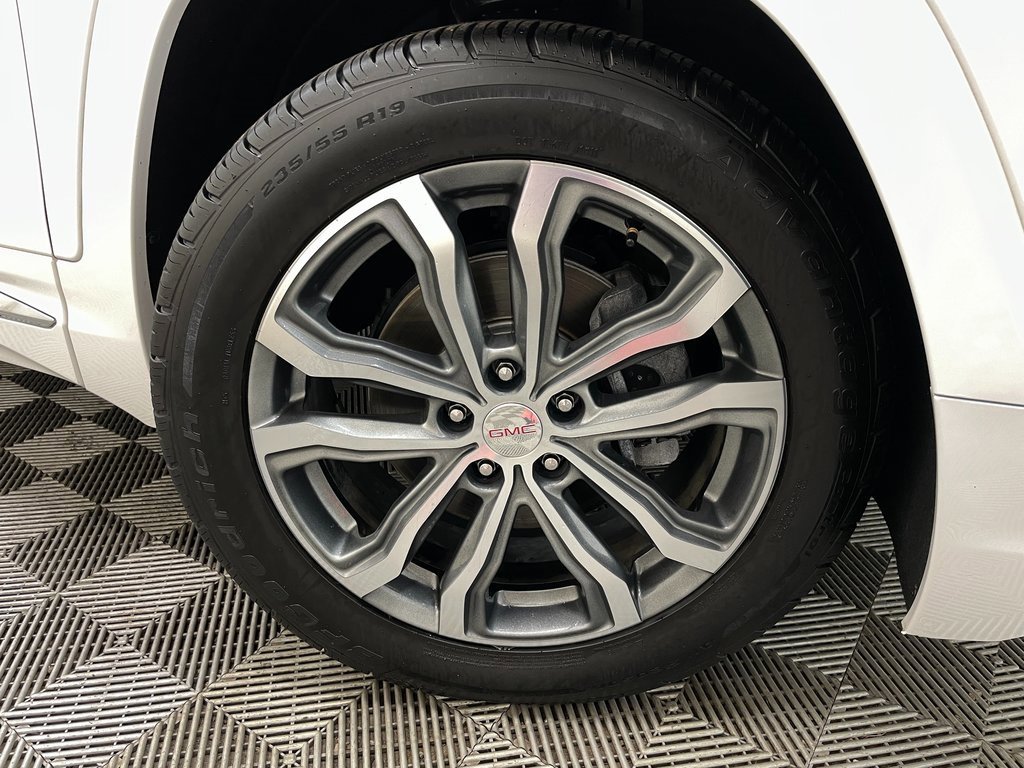 Certified 2019 GMC Terrain Denali w/ Advanced Safety Package image 54