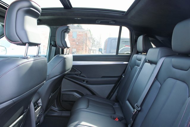 Used 2024 Jeep Wagoneer Launch Edition image 34