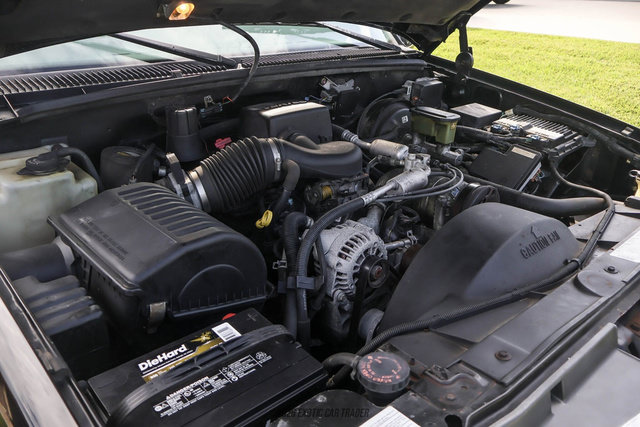 Used 1997 Chevrolet Tahoe 4WD 2-Door w/ Preferred Equipment Group 3 image 15