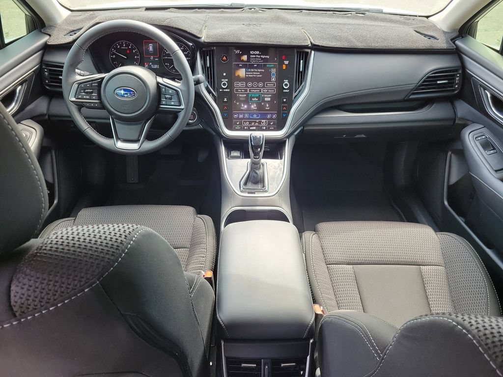 Used 2025 Subaru Outback Premium w/ Popular Package #1A AWD/4WD image 18
