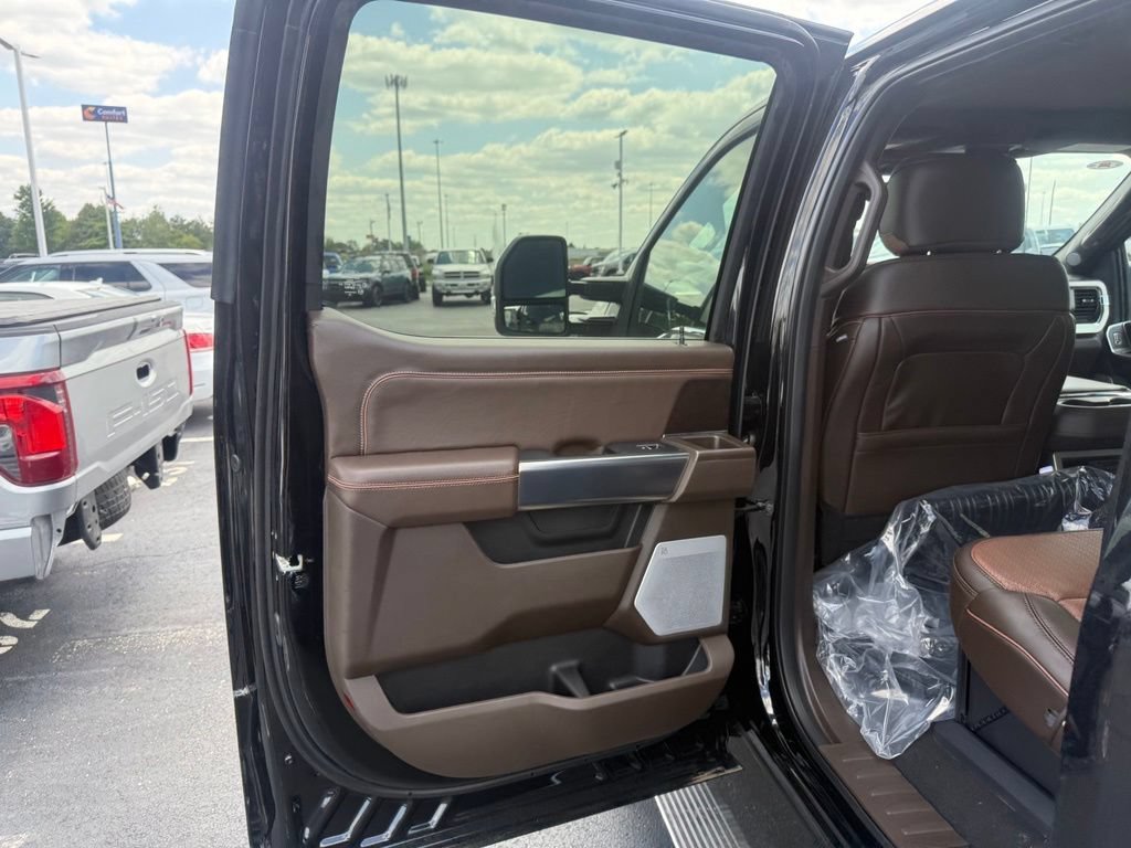 New 2026 Ford F250 King Ranch w/ Chrome Package AWD/4WD image 42