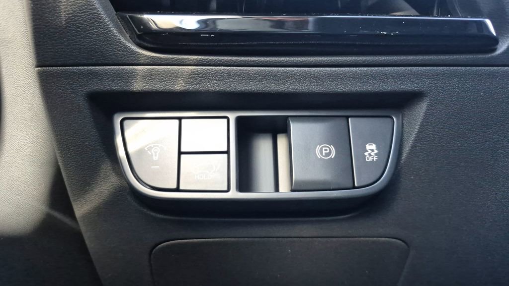 New 2025 Kia EV6 Wind image 26