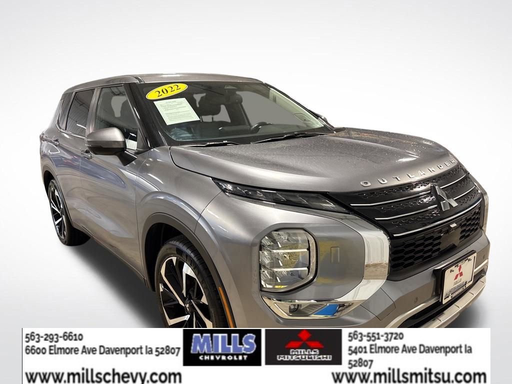 Used 2022 Mitsubishi Outlander SE AWD/4WD image 3