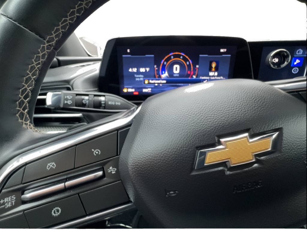 Used 2025 Chevrolet Traverse LT AWD/4WD image 45