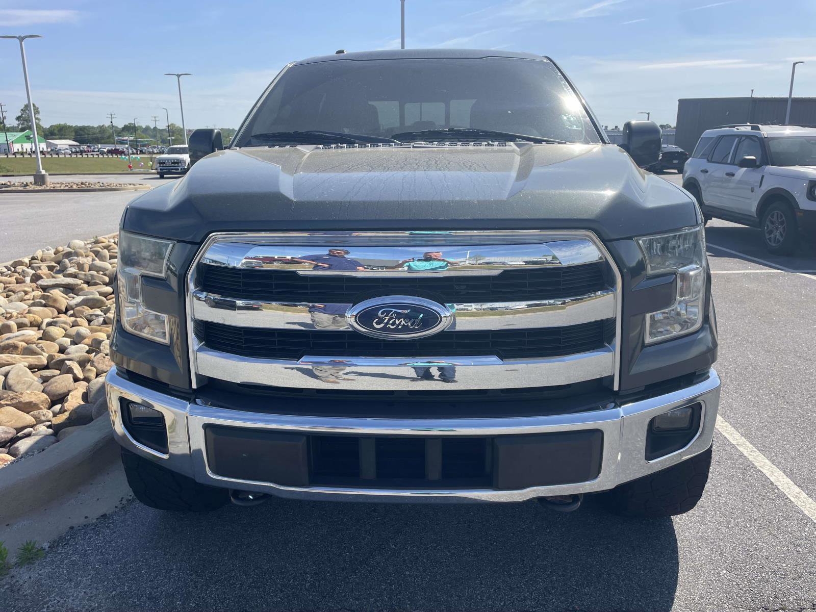 Used 2015 Ford F150 Lariat w/ FX4 Off-Road Package image 2