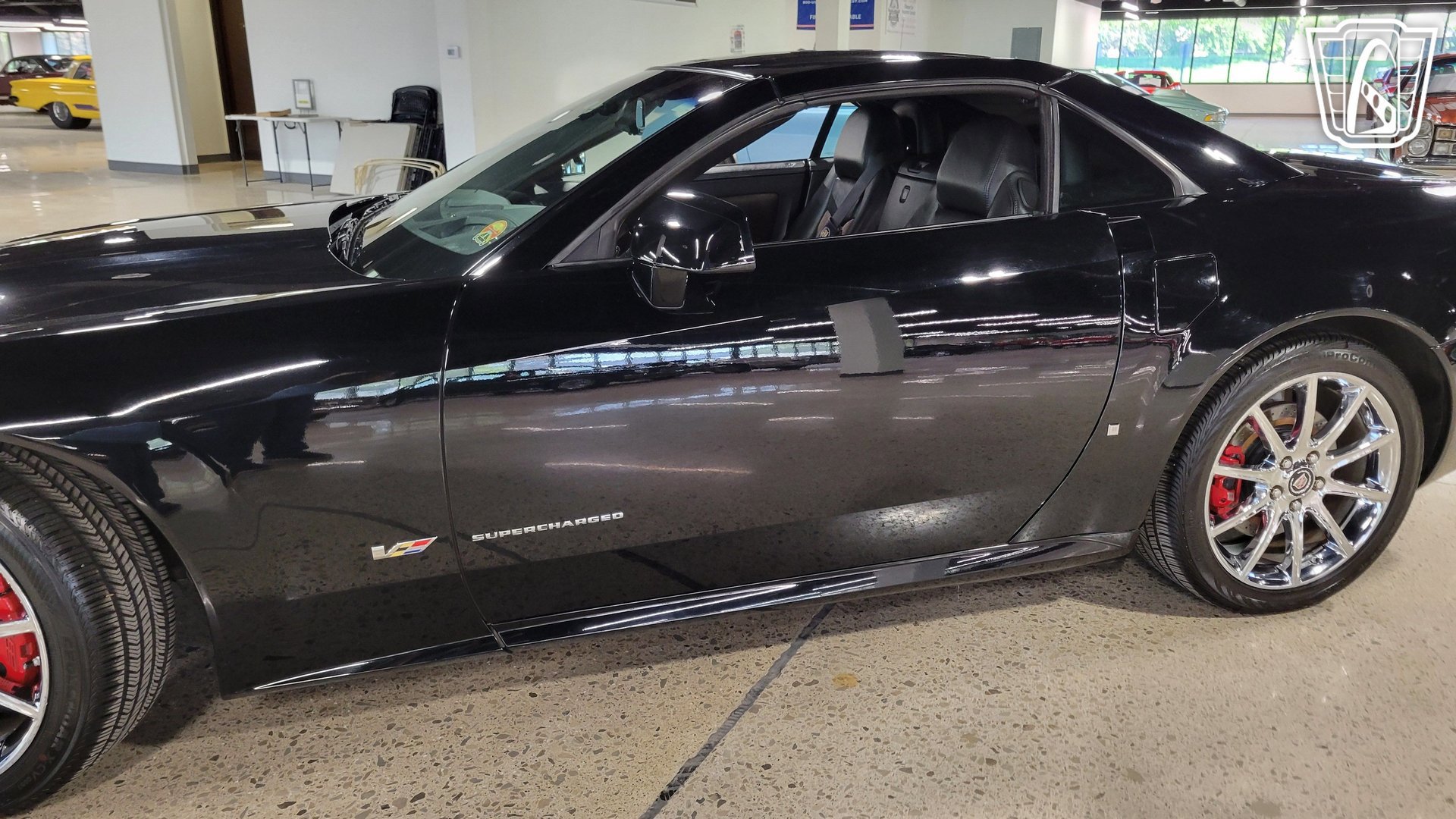 Used 2008 Cadillac XLR V RWD image 9