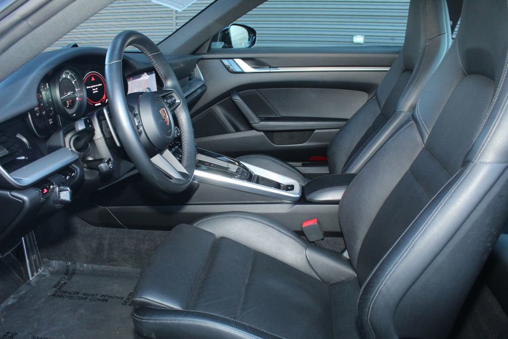 Certified 2020 Porsche 911 Carrera image 5