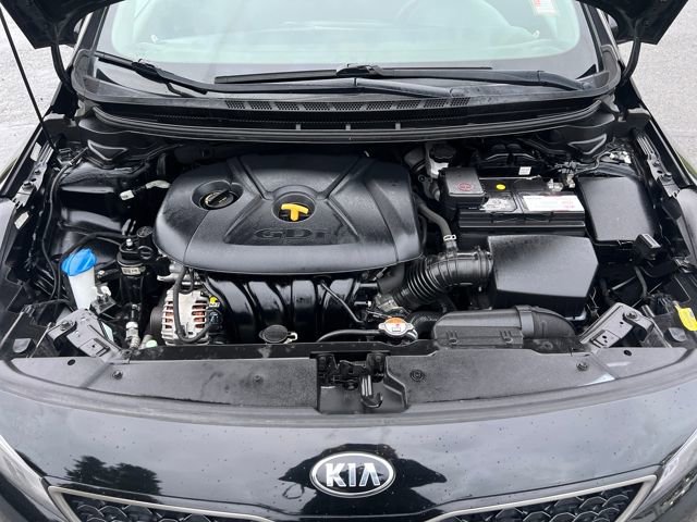 Used 2017 Kia Forte LX image 28