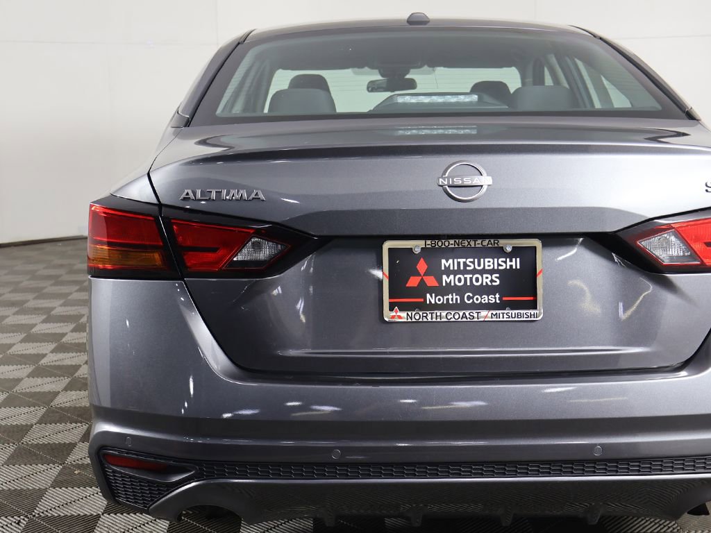 Used 2024 Nissan Altima 2.5 SV image 12