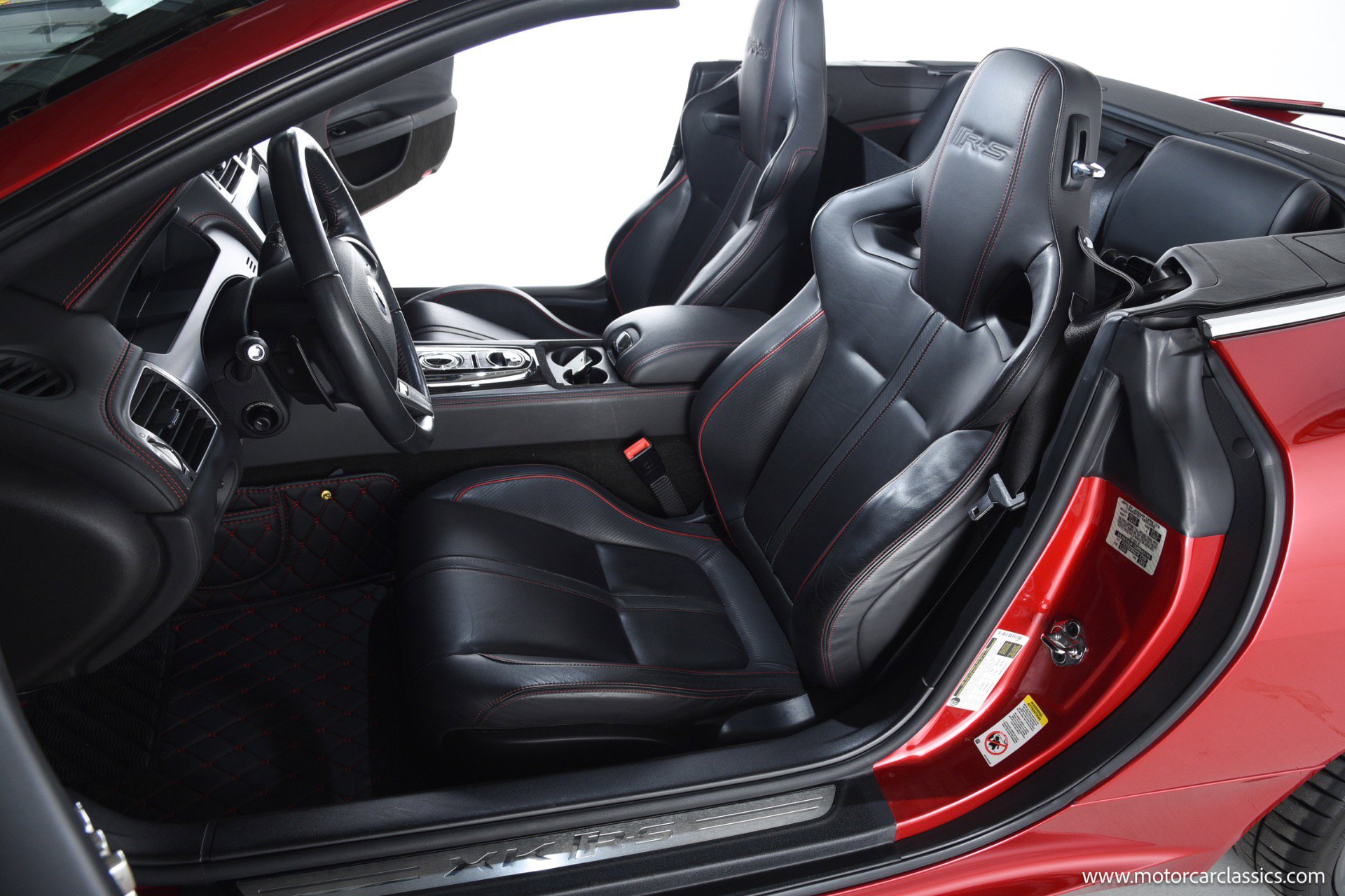 Used 2013 Jaguar XKR R-S RWD image 40