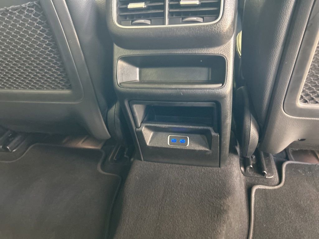 Used 2024 Mercedes-Benz GLE 450e 4MATIC image 32