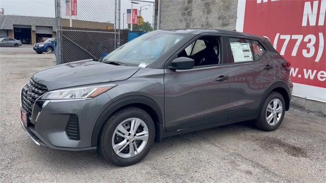 New 2025 Nissan Kicks Play S image 24