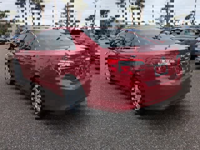 Used 2014 Toyota Camry L image 6