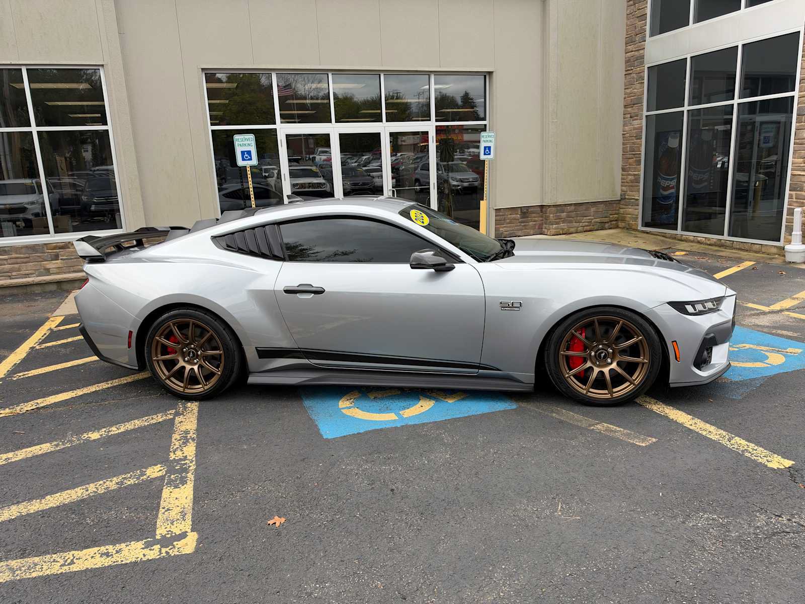 Used 2024 Ford Mustang GT Premium RWD image 17