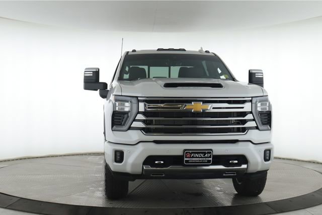 Used 2024 Chevrolet Silverado 2500 High Country w/ High Country Premium Package AWD/4WD image 12