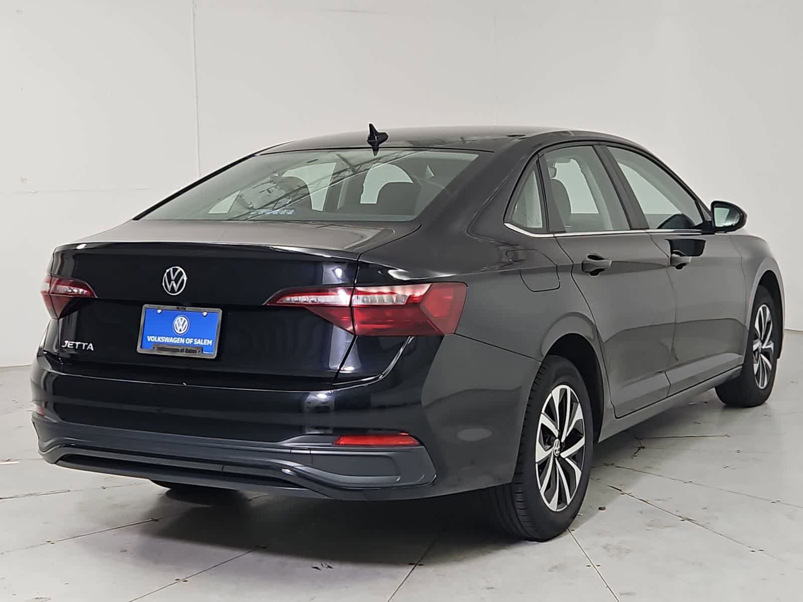 Certified 2024 Volkswagen Jetta S FWD image 6