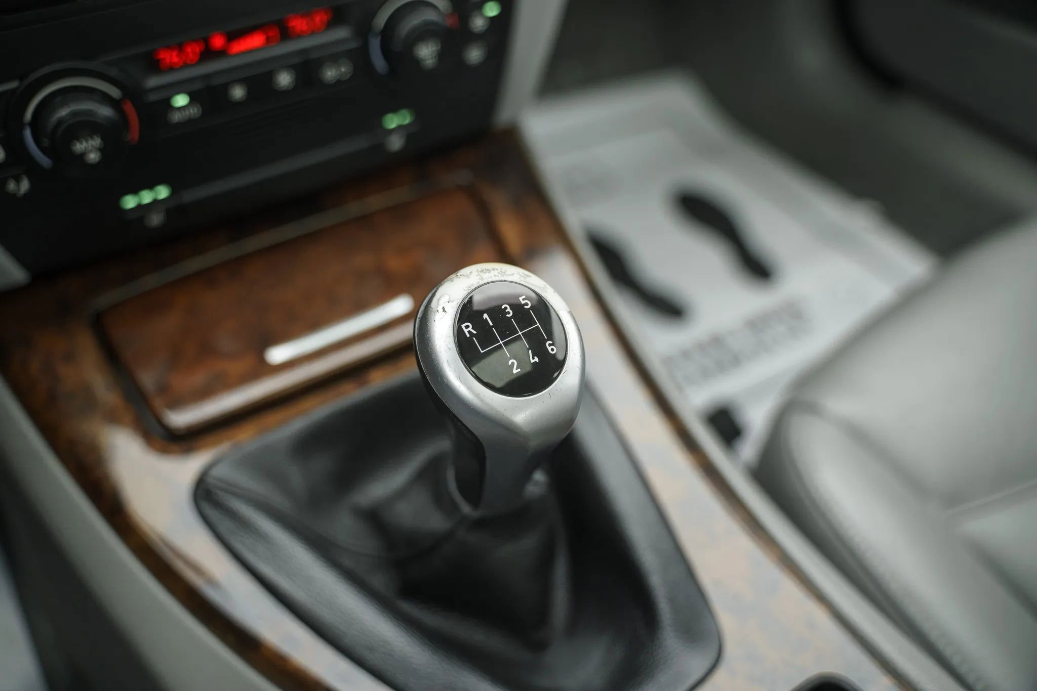 Used 2006 BMW 325i Sedan image 23