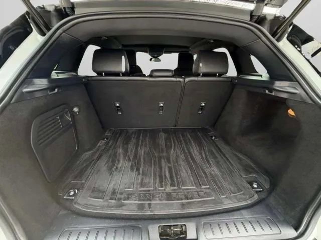 Used 2019 Land Rover Range Rover Evoque image 29