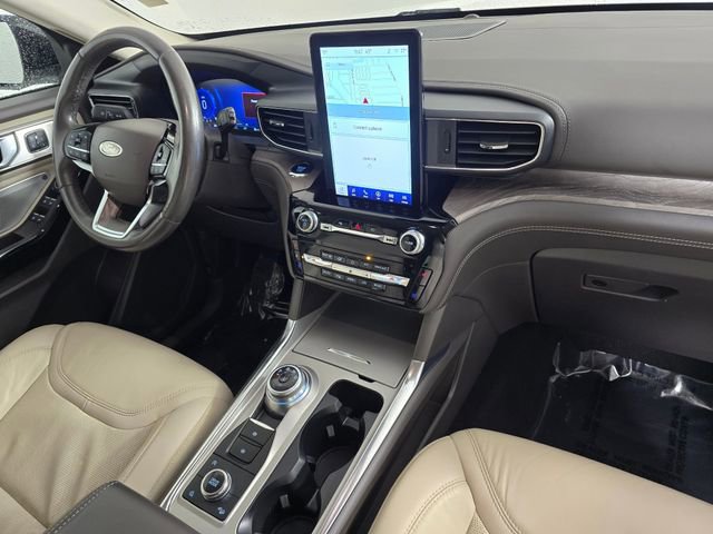 Certified 2023 Ford Explorer Platinum w/ Technology Package image 10