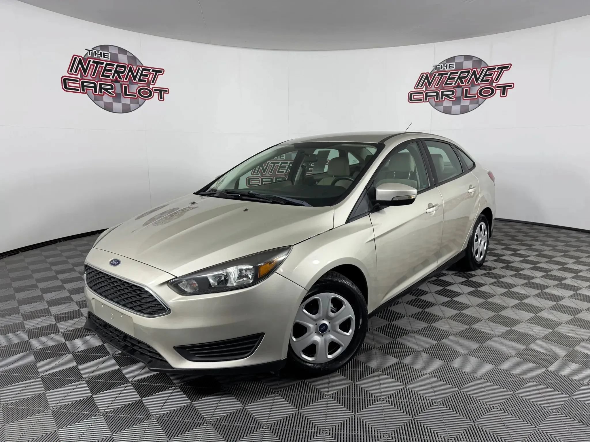 Used 2017 Ford Focus SE