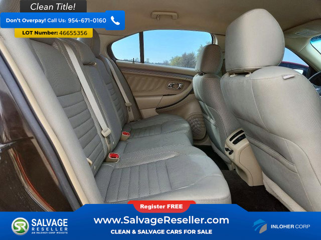 Used 2013 Ford Taurus SE image 3