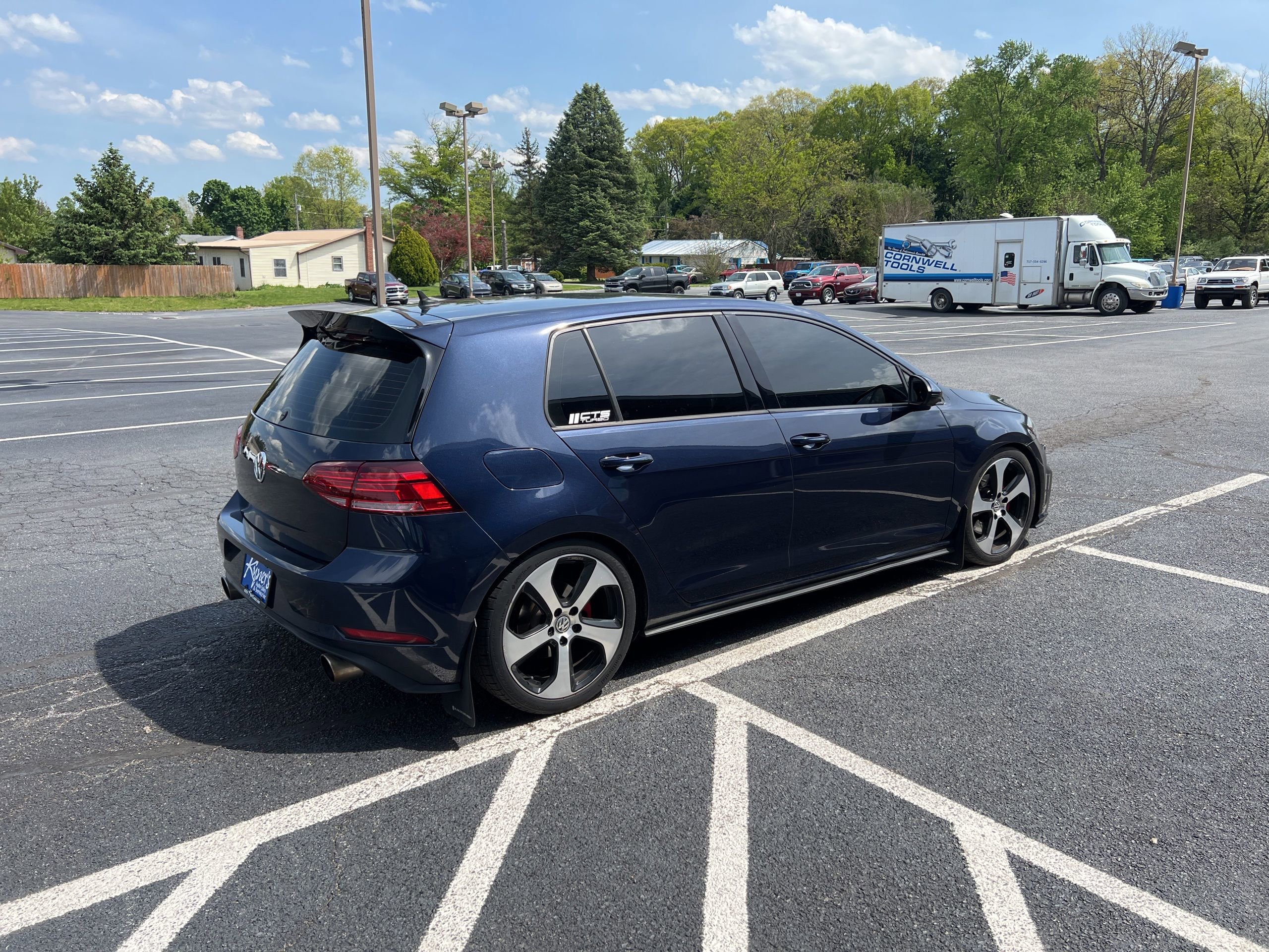 Used 2018 Volkswagen GTI S FWD image 5