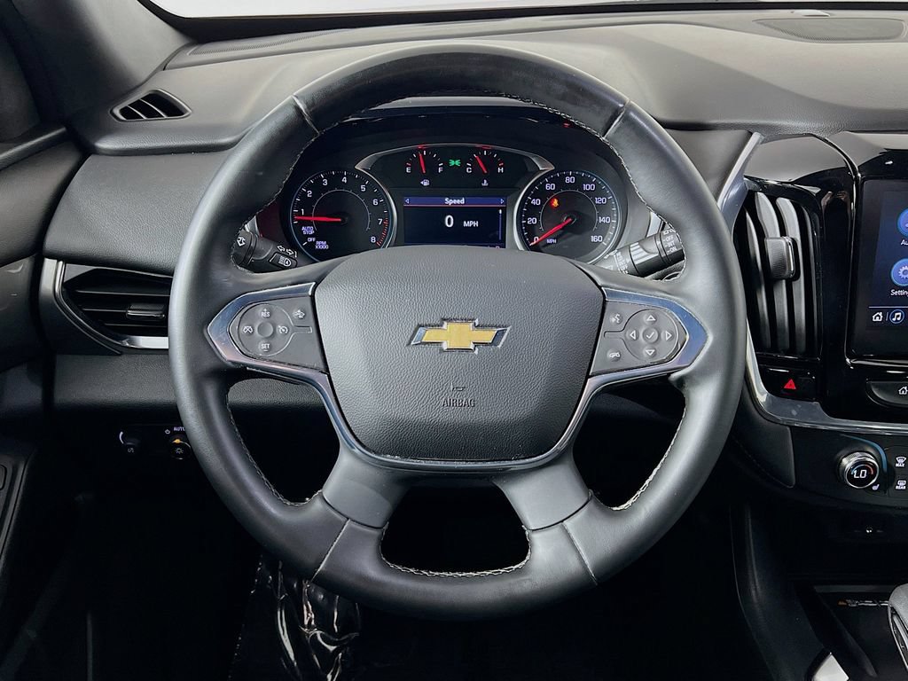 Used 2023 Chevrolet Traverse LT w/ Rear Camera Mirror Package AWD/4WD image 11