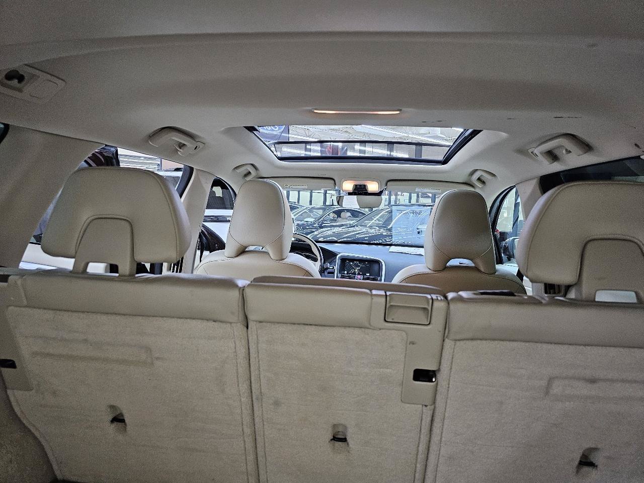 Used 2015 Volvo XC60 T5 Premier FWD image 14