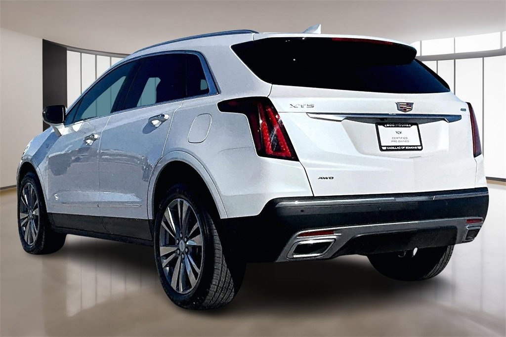 Used 2025 Cadillac XT5 Premium Luxury image 12