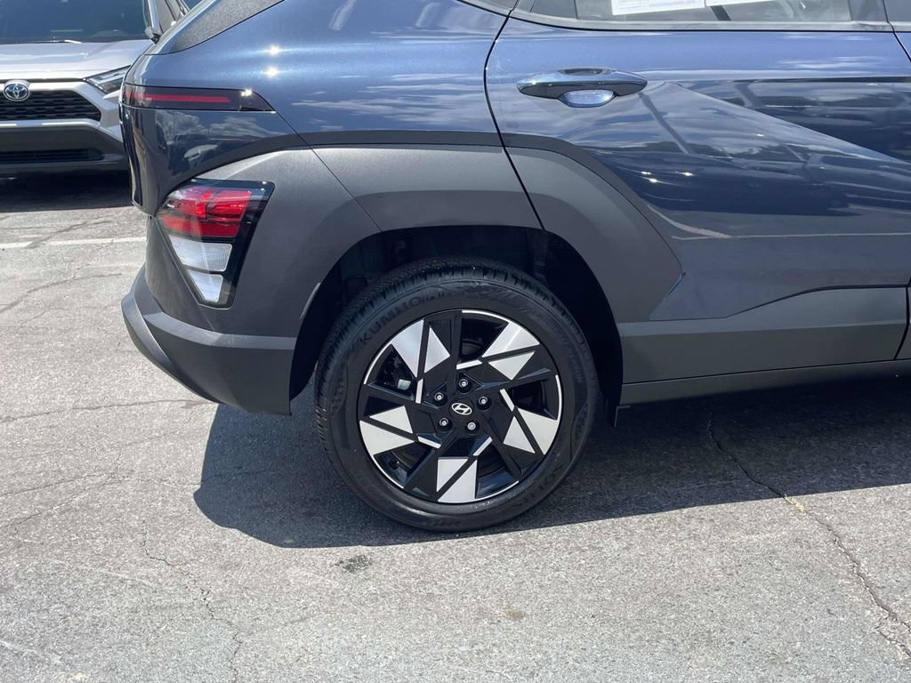 Used 2024 Hyundai Kona SEL AWD/4WD image 8