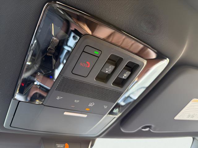 New 2026 Mitsubishi Outlander SEL image 22