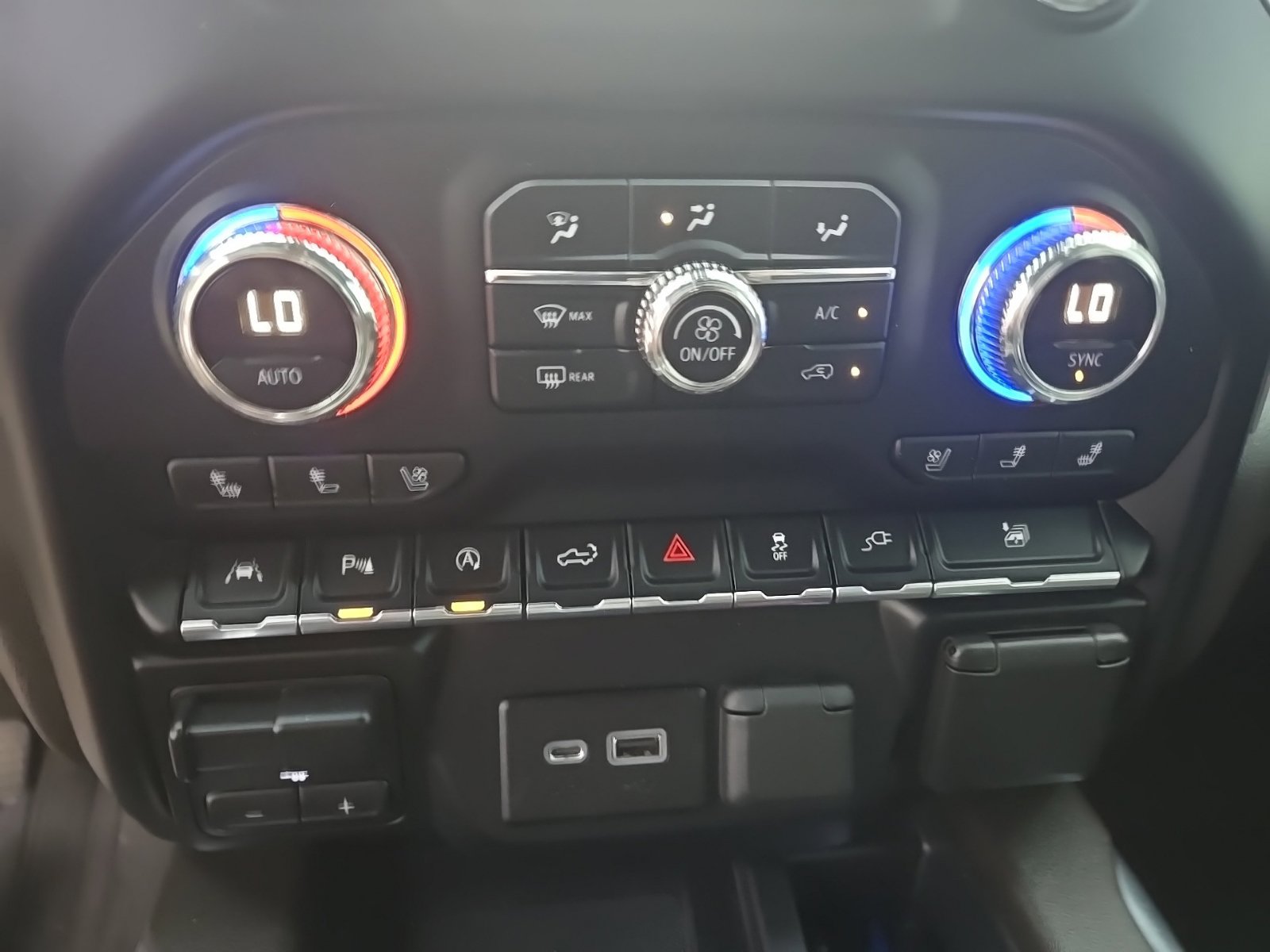 Used 2019 GMC Sierra 1500 SLT AWD/4WD image 18
