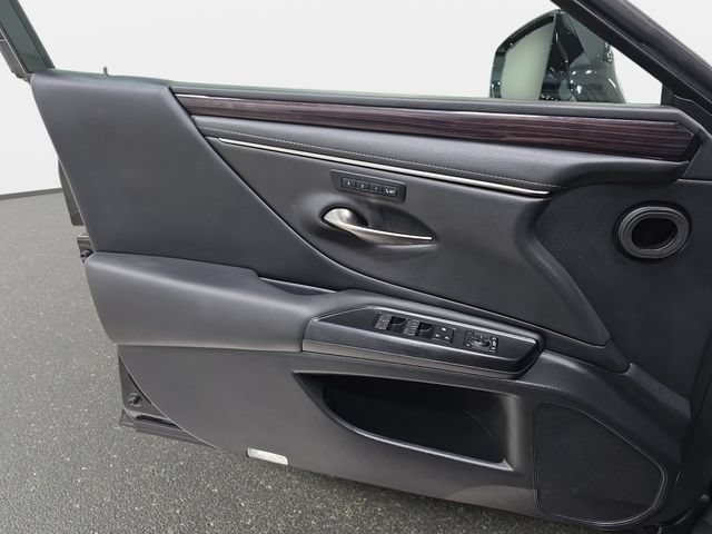 Used 2021 Lexus ES 350 w/ Premium Package FWD image 27