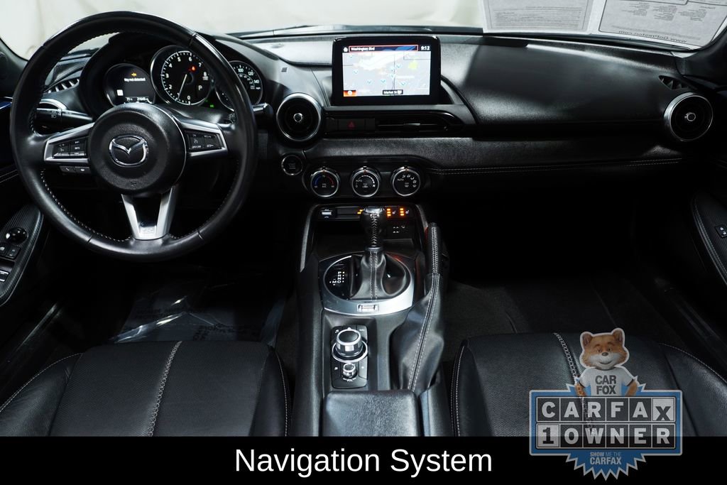Used 2021 MAZDA MX-5 Miata RF Grand Touring RWD image 3