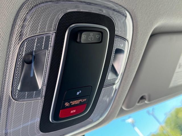 New 2026 Hyundai Kona SEL Premium image 22