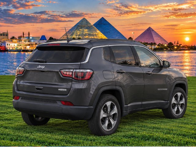 Used 2018 Jeep Compass Latitude w/ Cold Weather Group FWD image 6