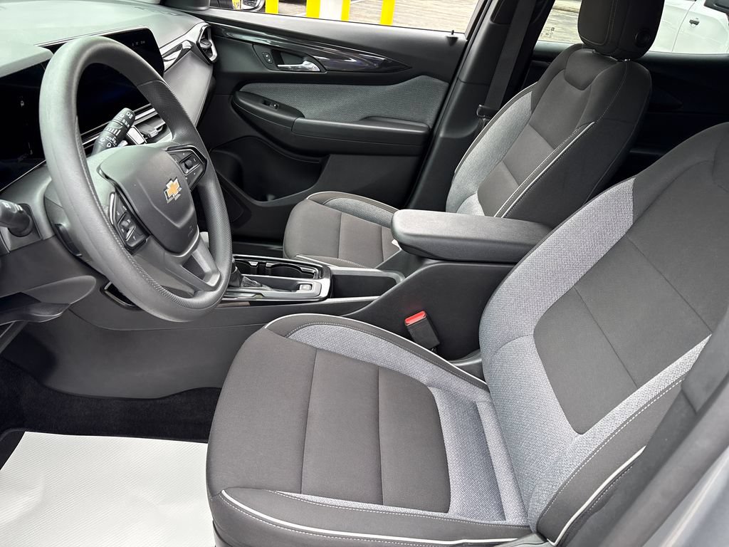 Certified 2025 Chevrolet TrailBlazer LT AWD/4WD image 9