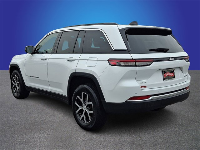 Used 2025 Jeep Grand Cherokee Limited image 6