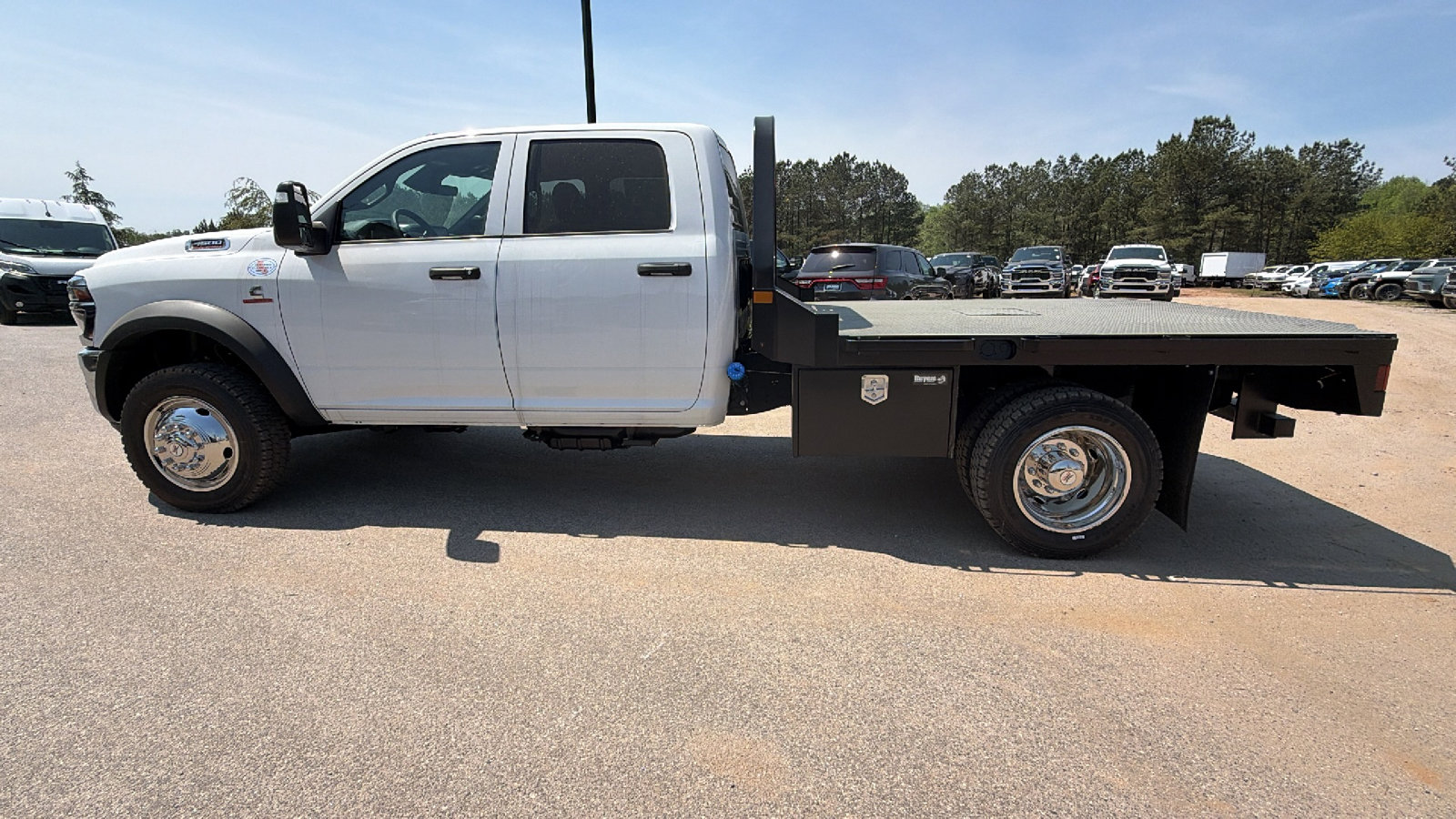 New 2026 RAM 4500 Tradesman w/ Chrome Appearance Group AWD/4WD image 11