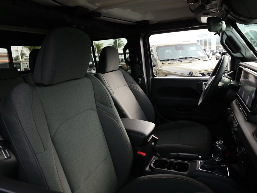 New 2026 Jeep Gladiator Sport image 20