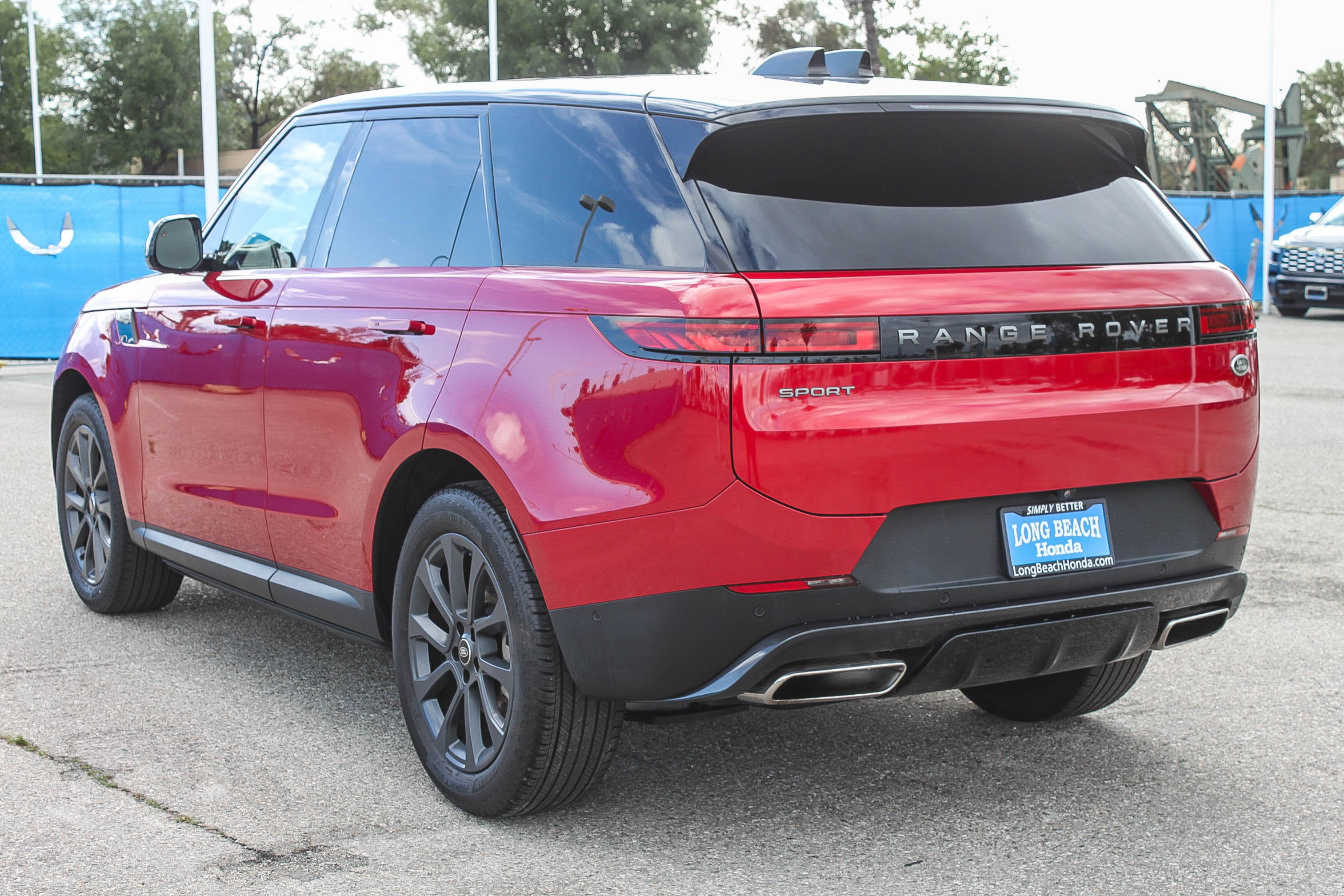 Used 2023 Land Rover Range Rover Sport SE image 7