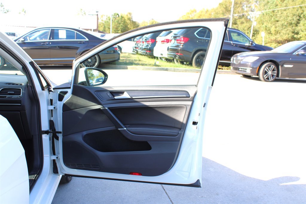 Used 2015 Volkswagen Golf SEL FWD image 30