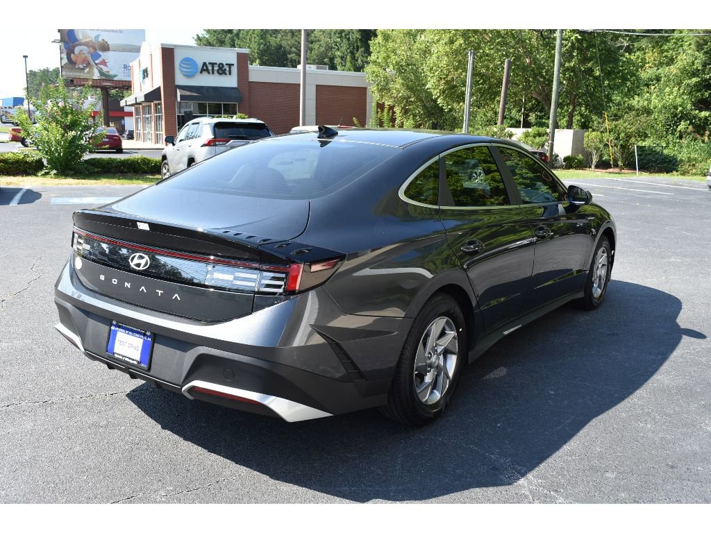 New 2025 Hyundai Sonata SE image 4