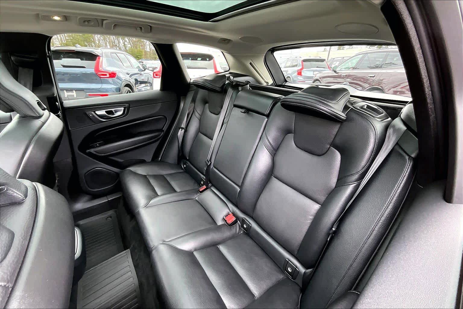Certified 2023 Volvo XC60 B5 Plus w/ Climate Package image 20